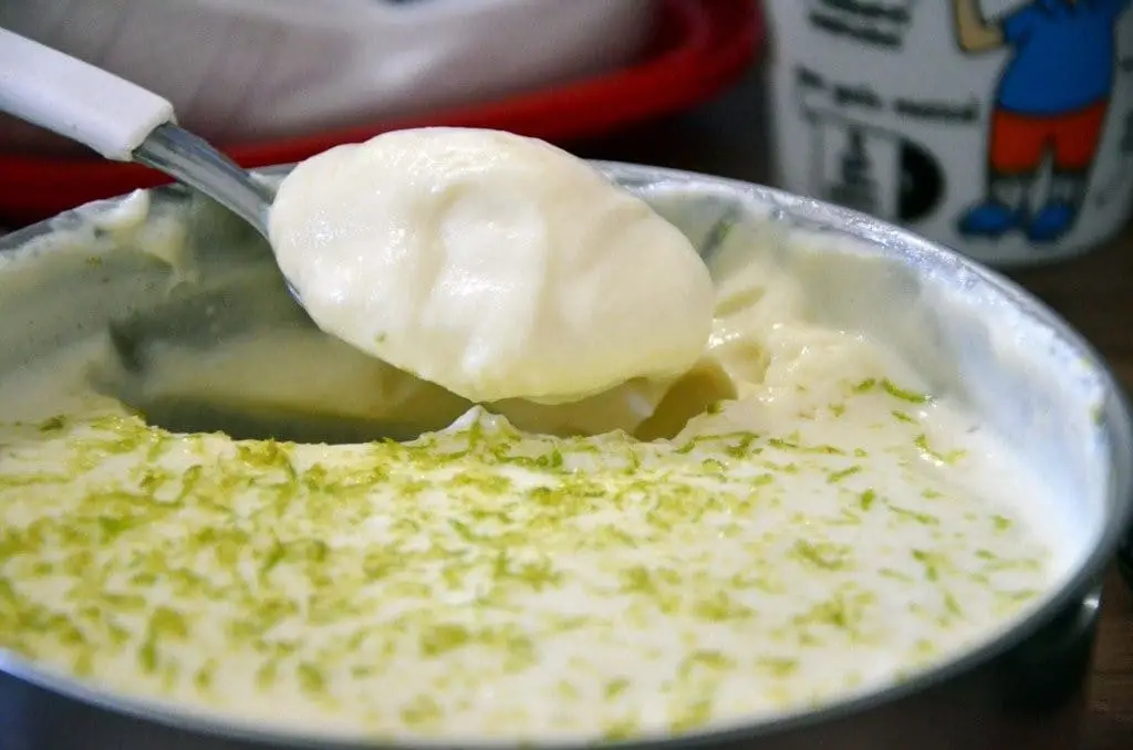 Mousse de Limão para Recheio da Isamara Amâncio 5 Recheio-de-Mousse-de-Limão-1024x678