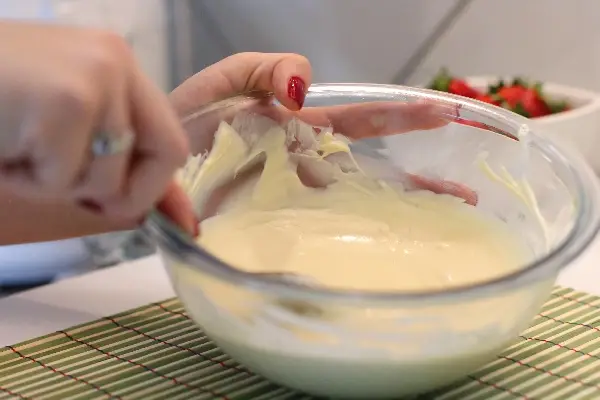 Trufa Branca Batida para Recheios e Coberturas 1 trufa branca batida