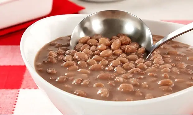 Feijão de 6 Minutos - econômico, delicioso e rápido! 3 feijão já prontinho para servir