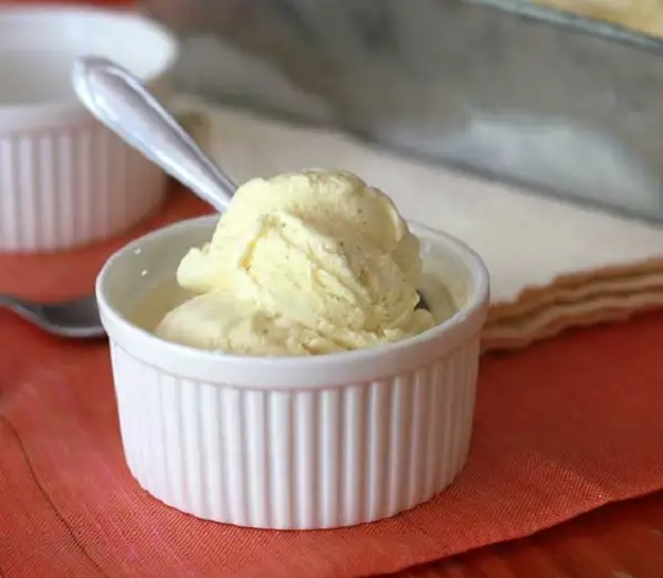 sorvete de leite condensado1