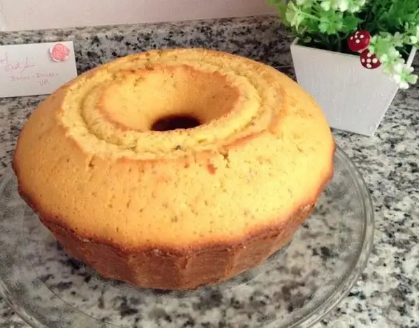 Bolo de Fubá com Erva Doce 2 bolo de fubá com erva