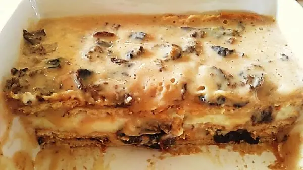 Pavê de Doce de Leite com Ameixa 1 pavê de doce de leite