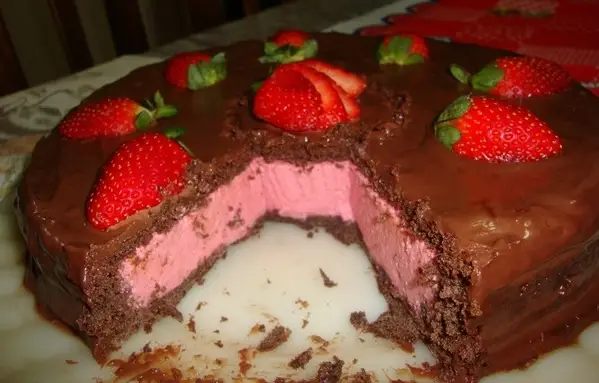 BOLO MOUSSE