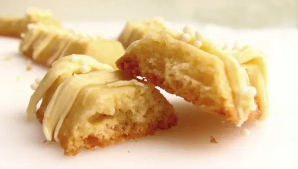 Biscoitos Amanteigados de Leite Ninho 3 aman3