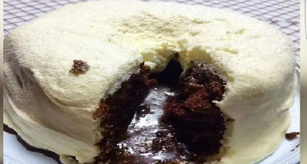 Bolo Vulcão de Oreo com Cobertura de Leite Ninho 6 bolo vulcao de oreo com cobertura de leite ninho