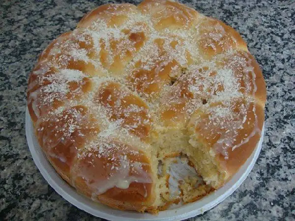 Pão de Leite Condensado com Coco 1 pao de leite condensado com coco