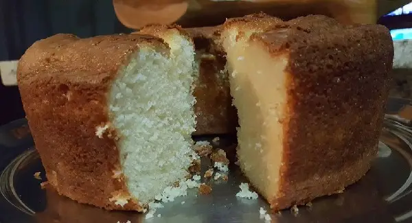 Bolo de Iogurte Natural 1 bolo de iogurte natural