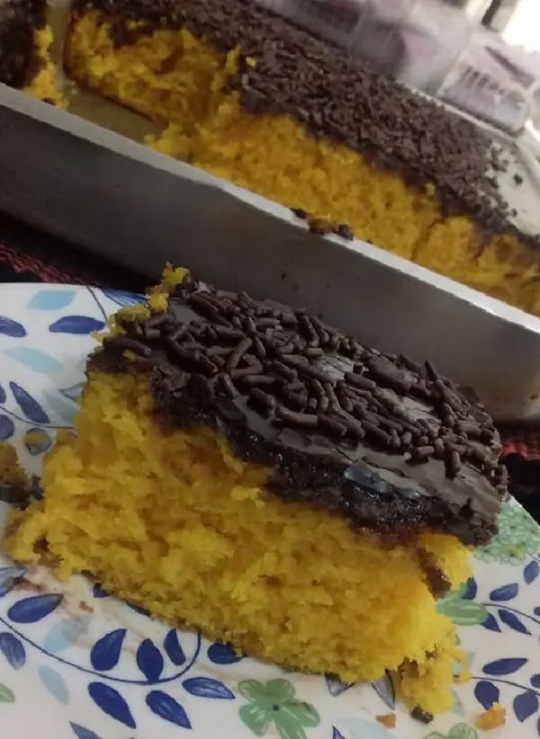 Bolo de Cenoura com Casquinha de Chocolate 2 bolo de cenoura com casquinha de chocolate