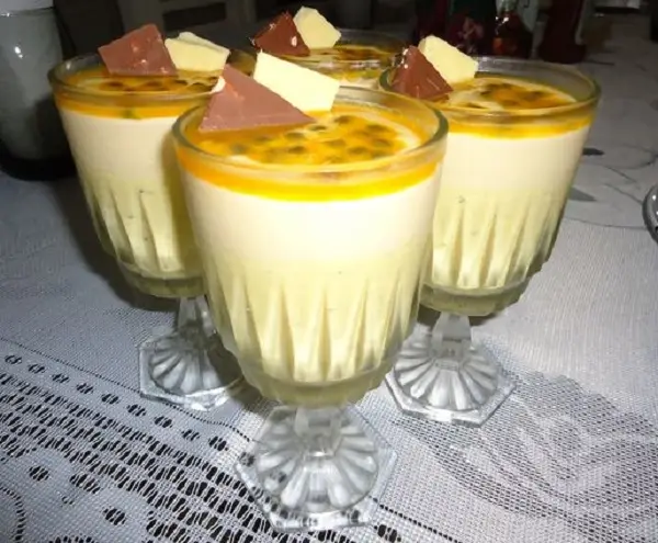 Mousse de Maracujá com Chocolate Branco 4 mousse de maracuja com chocolate branco