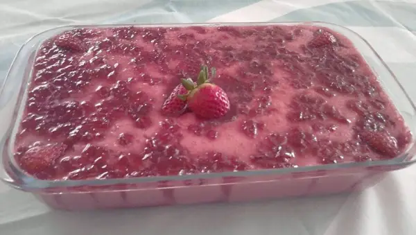 Mousse de Morango 1 mousse de morango