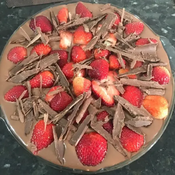 Pavê de Chocolate com Morango 5 pave de chocolate com morango