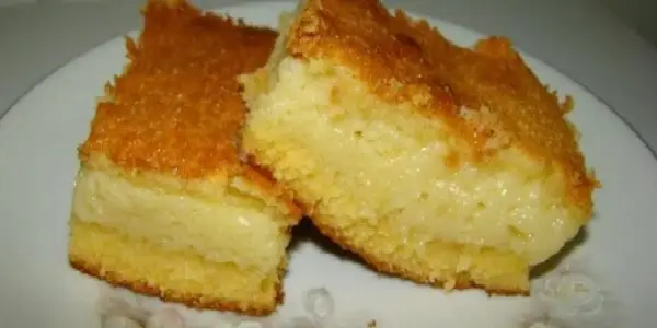 bolo de milho cremoso com queijo