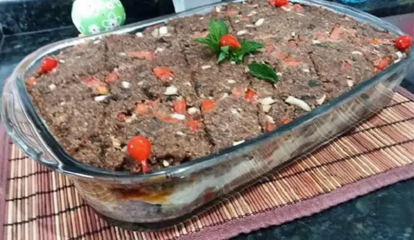 Kibe de Forno com Requeijão 2 kibe de forno com requeijão, já pronto para comer