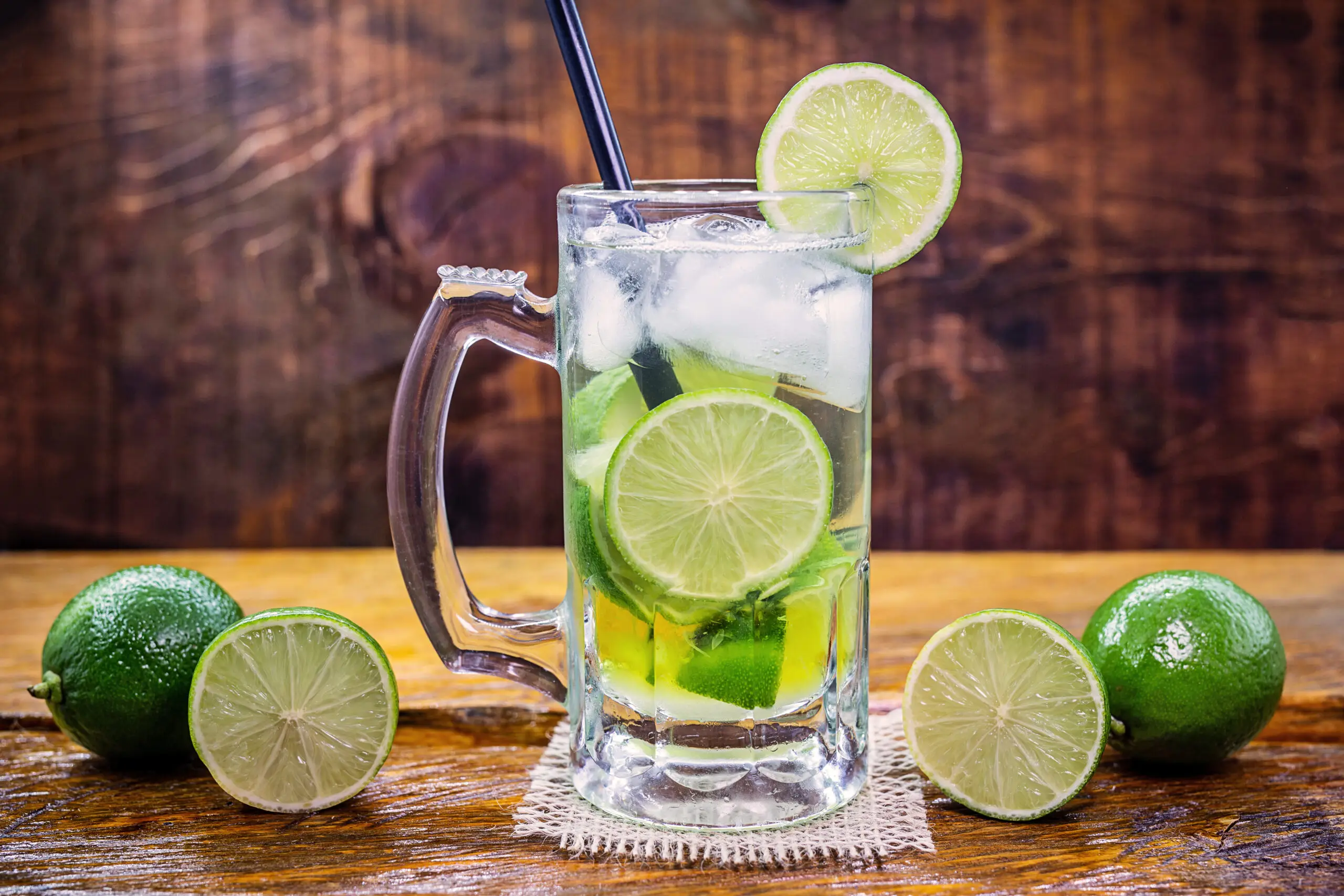 Caipirinha de Cerveja é a melhor pedida para o final de semana! 4 caipirinha de cerveja