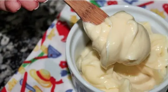 Receita de leite condensado cremoso caseiro para recheios e coberturas que fica maravilhoso 2 Leite condensado cremoso caseiro pronto para uso