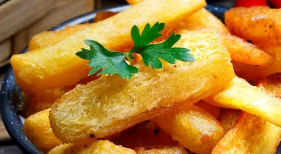 Mandioca assada crocante macia e muito mais saudável para seu almoço ou jantar 2 Mandioca assada