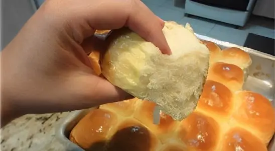 Pãozinho caseiro muito fofinho e delicioso pra comer com manteiga receita de padaria 2 Pãozinho caseiro