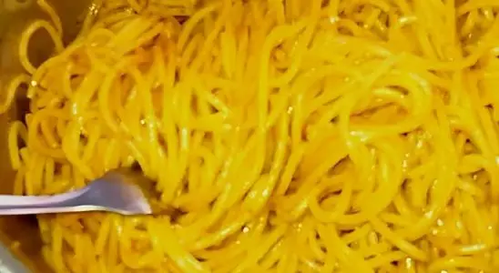 Espaguete de restaurante prático e delicioso pra fazer em casa sua família vai adorar 1 espaguete de restaurante