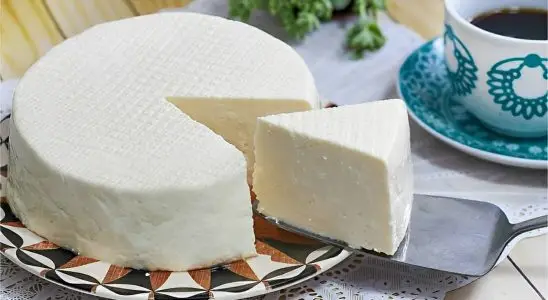 Queijo caseiro fácil feito com ingredientes que você tem em casa e fica uma delícia 4 Queijo caseiro