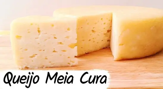 Queijo meia cura caseiro fácil e delicioso fica igual ao queijo comprado no mercado 1 Queijo meia cura