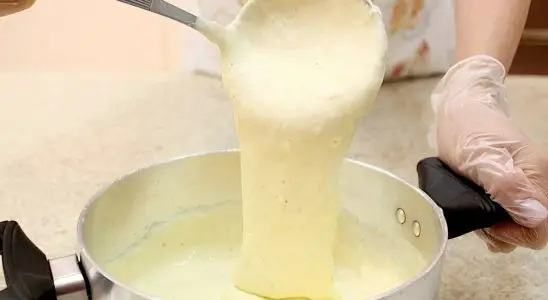 Molho branco caseiro perfeito para massas e legumes gratinados e muito fácil de preparar 4 molho branco caseiro