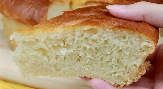 Pão caseiro muito fácil não precisa sovar é só misturar os ingredientes colocar na forma e assar 3 Pão caseiro