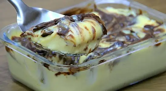 Sobremesa de páscoa com apenas 2 ingredientes fácil e rápida de preparar 3 Sobremesa de páscoa