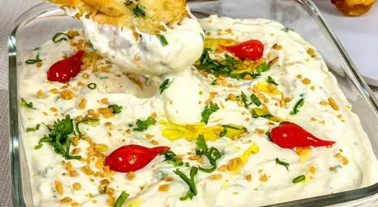Patê cremoso com alho assado um sabor irresistível para servir com pães e torradas 3 patê