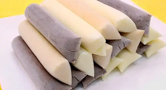 Fiz 20 unidades de geladinho cremoso de 4 sabores diferentes usando uma única base 3 geladinho cremoso