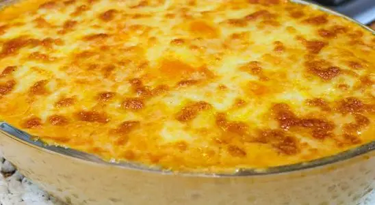 Frango gratinado essa receita bastante dá para você reunir a família toda para comer 1 frango gratinado