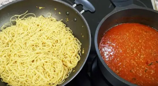 Macarrão com carne moída super saboroso com molho especial que fica pronto rapidinho 3 macarrão com carne moída