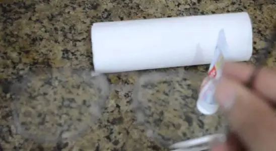 Veja como remover riscos de óculos de um jeito fácil e surpreendente 2 riscos de óculos