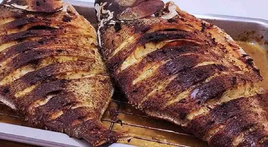 Peixe assado no forno para você preparar no domingo de Páscoa 1 peixe assado no forno
