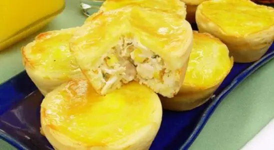 Empada de frango da vovó Palmirinha a melhor de todas e muito simples de fazer 3 empada de frango