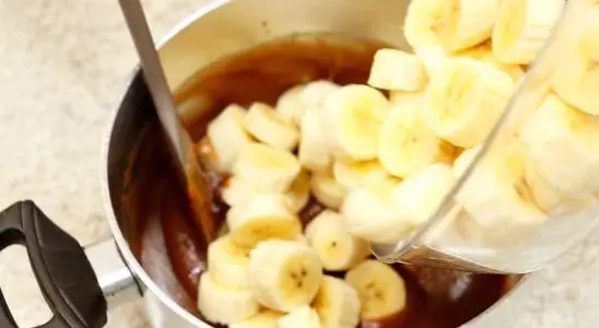 Sobremesa de banana com caramelo barata de fazer que leve e saborosa 4 sobremesa de banana