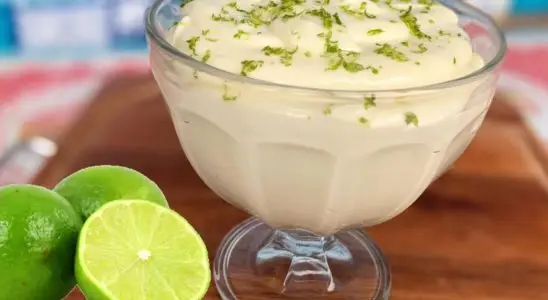 Mousse de limão super fácil de preparar usando só 3 ingredientes baratos 3 mousse de limão