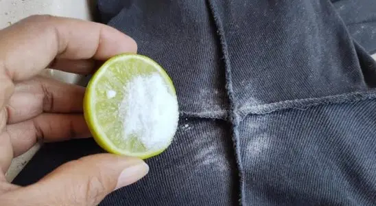 Como limpar roupa manchada de desodorante: não precisa deixar de molho o dia todo 2 como limpar roupa manchada de desodorante