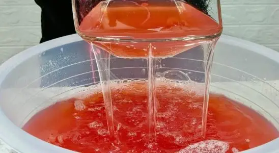 Detergente caseiro com óleo usado que rende muito e dá para usar o mês inteiro 4 detergente caseiro com óleo usado