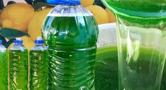 Como fazer detergente multiuso caseiro: rende muito e tira a gordura da louça rapidinho 3 detergente multiuso