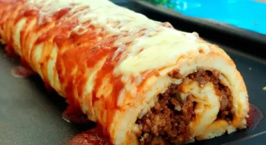 Rocambole de batata com carne: ótimo para abrilhantar seu almoço de fim de semana 3 rocambole de batata