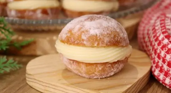 Veja o segredo para fazer o creme perfeito para sonho de padaria caseiro 2 sonho de padaria