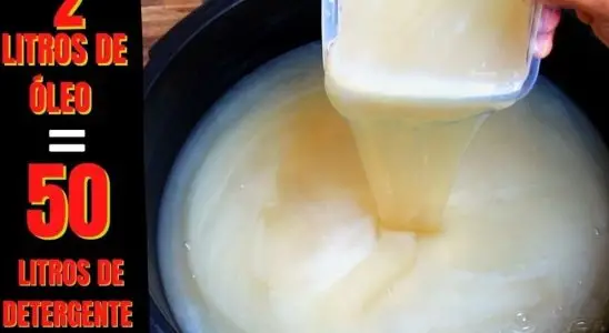 Como fazer um detergente caseiro com óleo usado que fica perfeito e espuma bastante 4 detergente caseiro