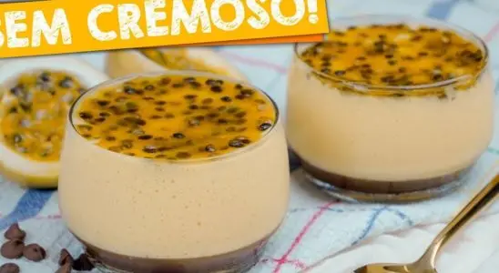 Sobremesa de domingo: mousse de maracujá sem gelatina com calda por cima 2 mousse de maracujá sem gelatina