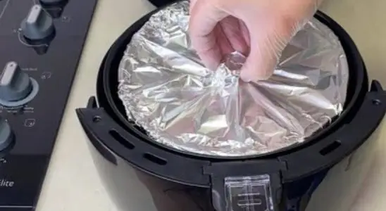 Como fazer pudim na air fryer que fica cremoso e fácil de desenformar 3 pudim na air fryer