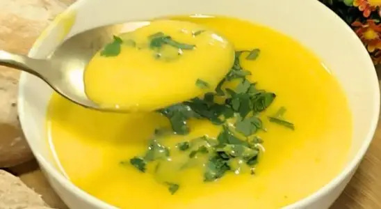Receita para aquecer o friozinho: sopa de cenoura cremosa 1 sopa de cenoura