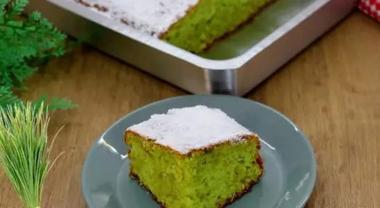 Bolo de erva cidreira delicioso e aromático para um café da manhã delicioso 1 bolo de erva cidreira