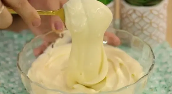Ganache de leite ninho super cremoso e doce na medida certa para sobremesas e bolos 1 ganache de leite ninho