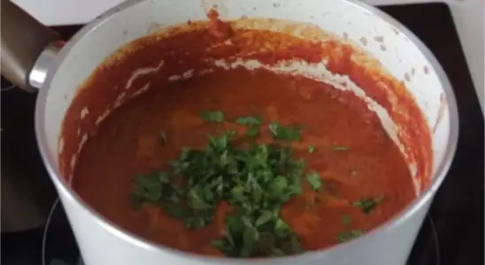 Molho de tomate caseiro perfeito para acompanhar seu almoço de domingo 4 molho de tomate caseiro 31 05 1