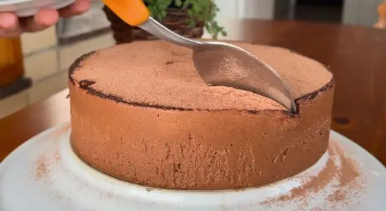 Esse mousse de chocolate fica maravilhoso e nem parece que vai apenas 2 ingredientes 4 mousse de chocolate