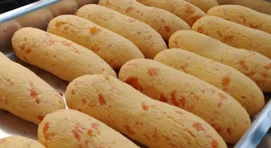 Biscoito de polvilho assado que derrete na boca e rende várias unidades 2 biscoito de polvilho assado